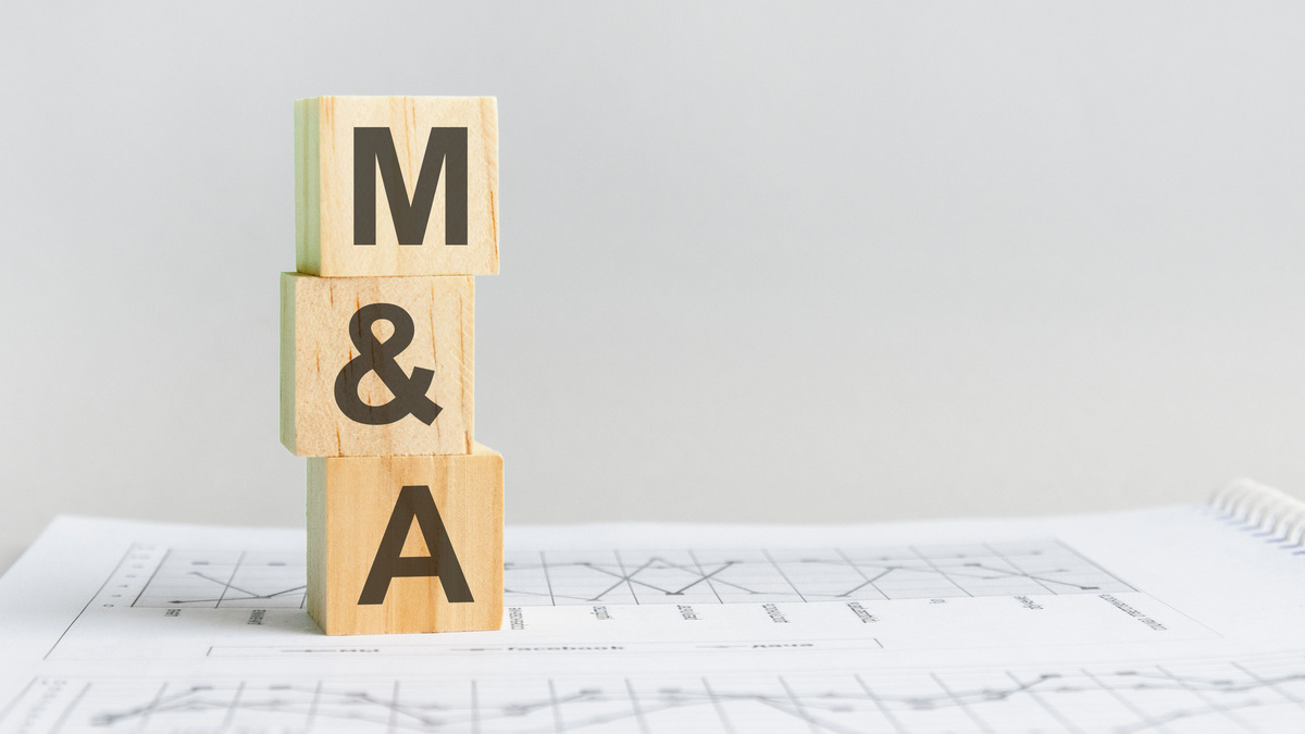 M&A